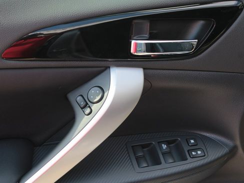 New 2026 Mitsubishi Eclipse Cross SE image 13