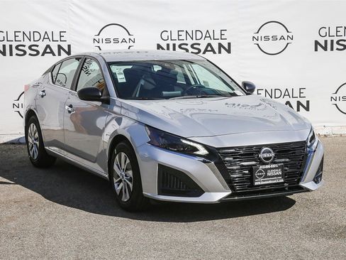 New 2025 Nissan Altima 2.5 S image 3