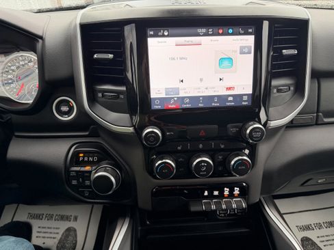 Used 2022 RAM 1500 Big Horn image 9