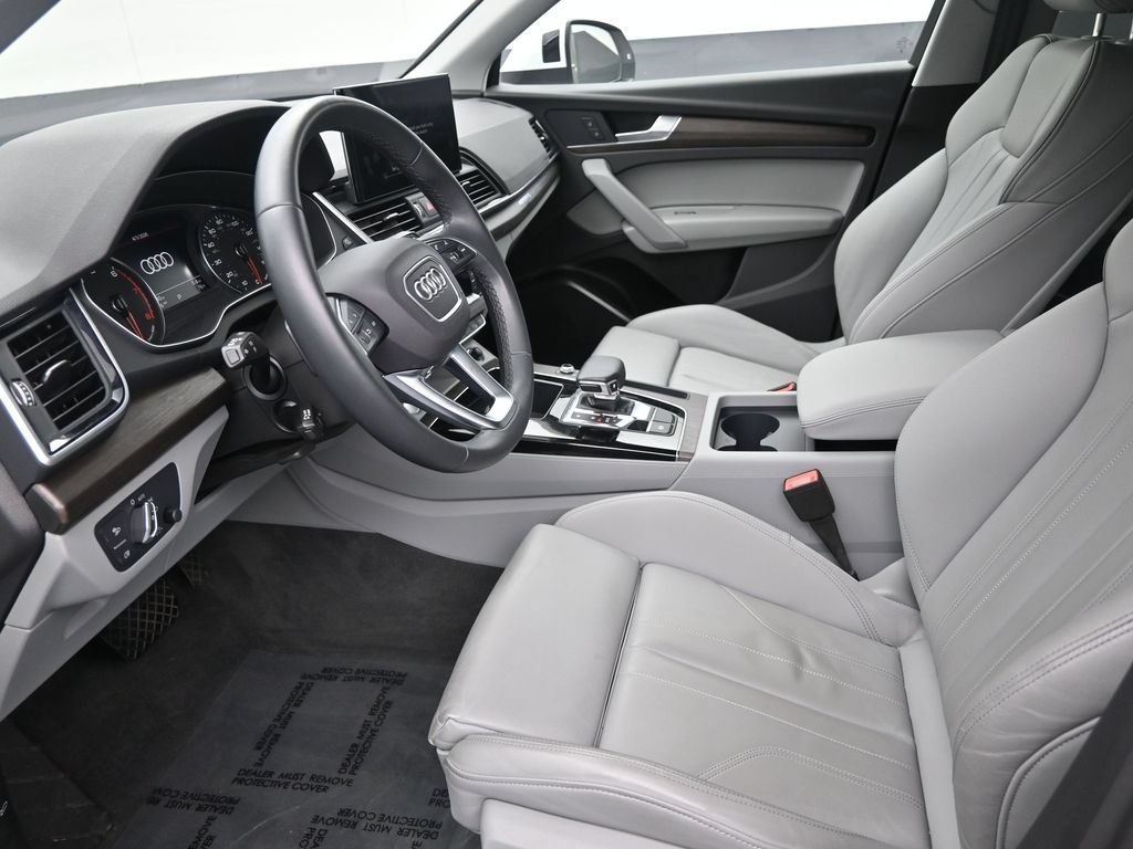 Used 2024 Audi Q5 2.0T Premium AWD/4WD image 11