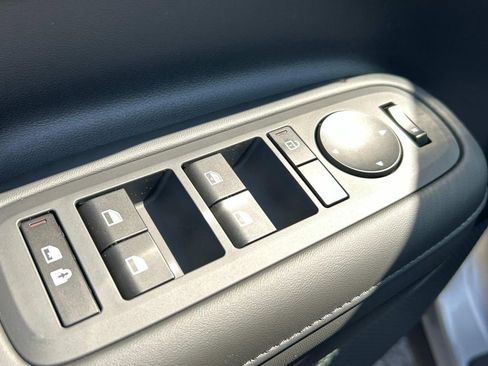 New 2026 Hyundai Santa Fe SEL image 18