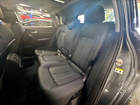 Used 2023 Audi Q5 2.0T Premium Plus w/ Premium Plus Package AWD/4WD image 25