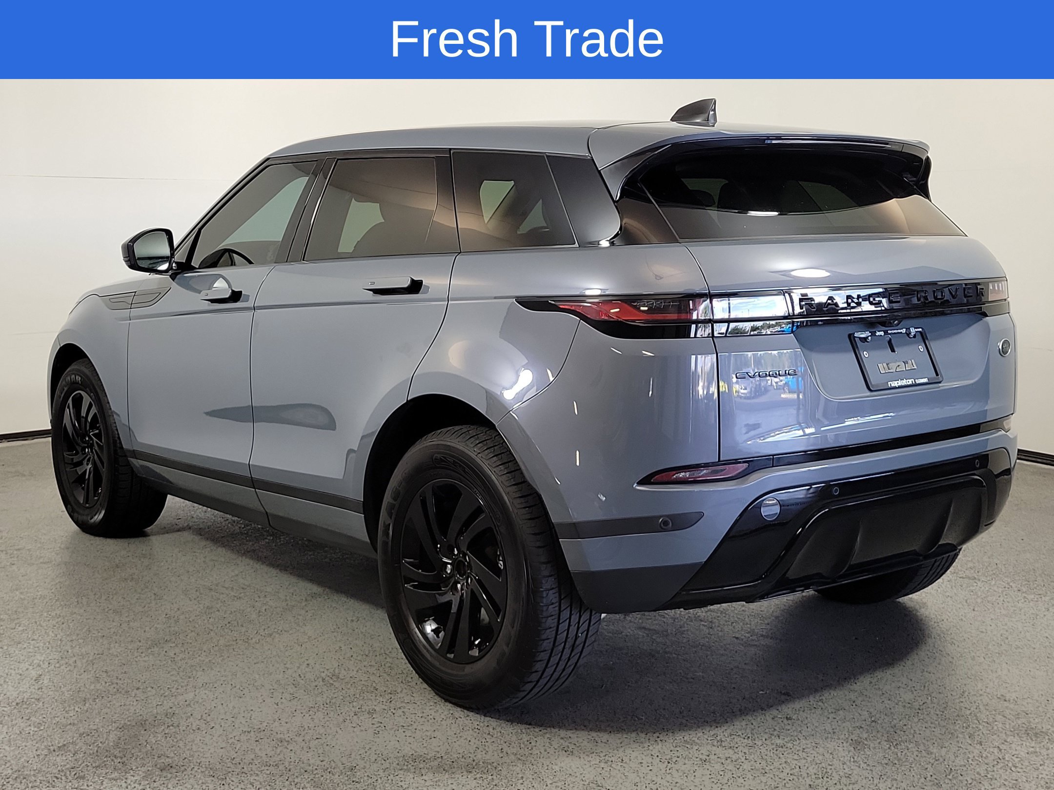 Used 2023 Land Rover Range Rover Evoque S AWD/4WD image 5