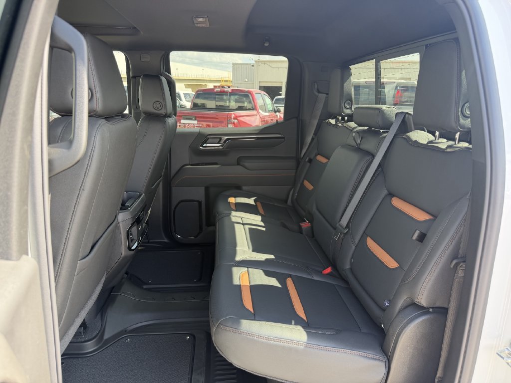 New 2026 GMC Sierra 1500 AT4 w/ AT4 Premium Package AWD/4WD image 24