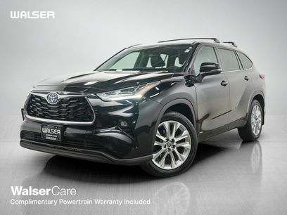 Used 2023 Toyota Highlander Limited