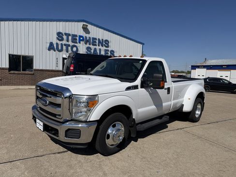 Used 2011 Ford F350 XLT w/ XLT Interior Pkg RWD image 1