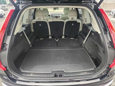 Used 2025 Volvo XC90 B6 Ultra w/ Protection Package Premier AWD/4WD image 27