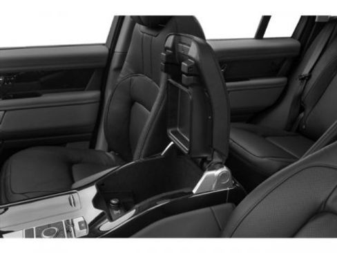 Used 2019 Land Rover Range Rover HSE image 18