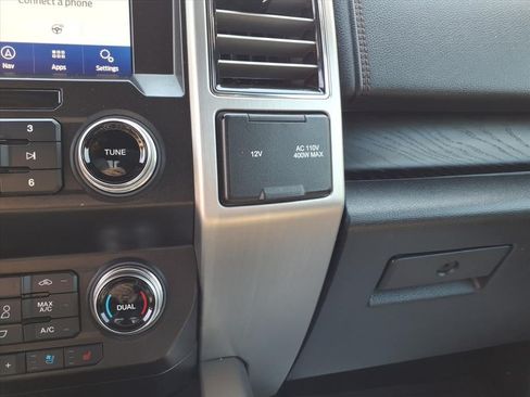 Used 2020 Ford F150 Platinum w/ Equipment Group 701A Luxury AWD/4WD image 24