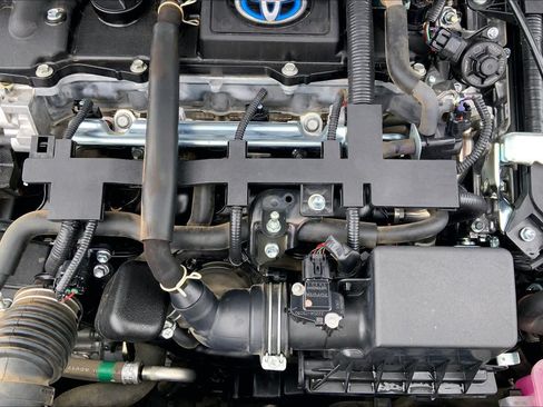 Used 2022 Toyota Corolla LE FWD image 33
