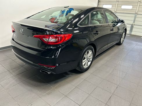 Used 2017 Hyundai Sonata SE FWD image 3
