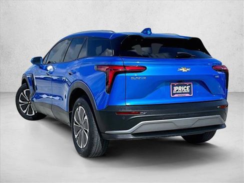 Used 2024 Chevrolet Blazer EV LT AWD/4WD image 13