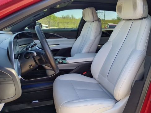 Used 2024 Cadillac Lyriq Luxury w/ LPO, Floor Liner Package image 18