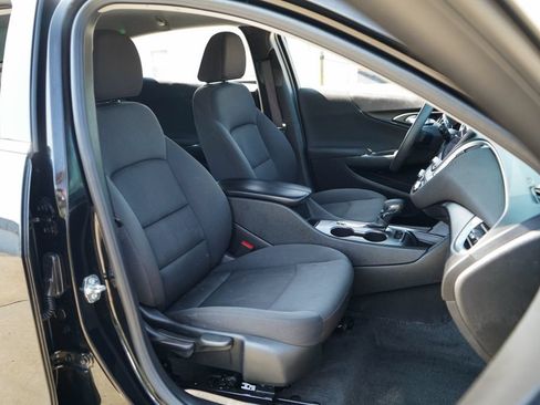 Used 2024 Chevrolet Malibu LT FWD image 13