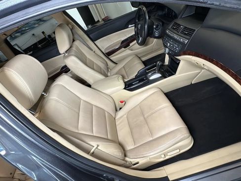 Used 2010 Honda Crosstour EX-L image 23