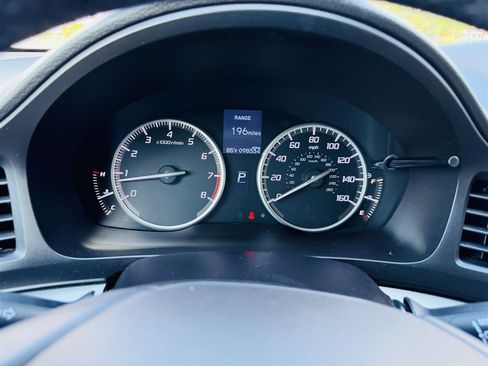 Used 2017 Acura ILX FWD image 6