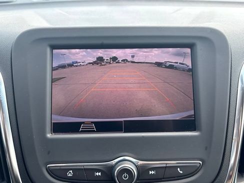 Used 2024 Chevrolet Equinox LT FWD image 34