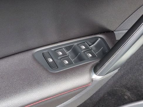 Used 2017 Volkswagen GTI Autobahn FWD image 25