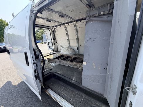 Used 2019 Chevrolet Express 3500 w/ Driver Convenience Package RWD image 51