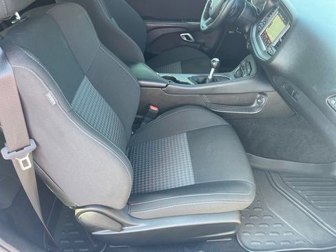 Used 2023 Dodge Challenger R/T image 19