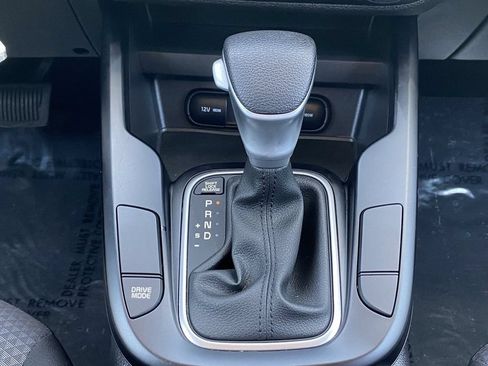 Used 2025 Kia Soul LX FWD image 33