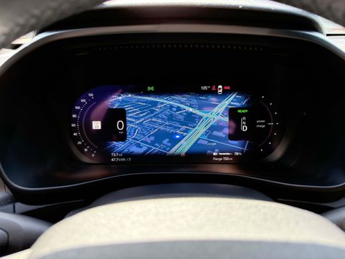 Certified 2023 Volvo XC40 Recharge Ultimate AWD/4WD image 18