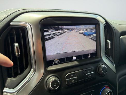 Used 2020 Chevrolet Silverado 1500 LT Trail Boss AWD/4WD image 21