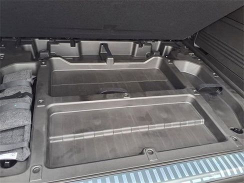 New 2025 GMC Hummer EV 3X image 44