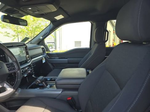 Used 2025 Ford F150 XLT w/ Equipment Group 302A MID RWD image 9
