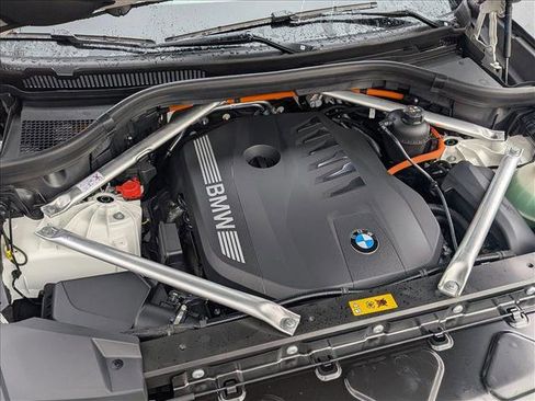 New 2026 BMW X5 xDrive50e image 16