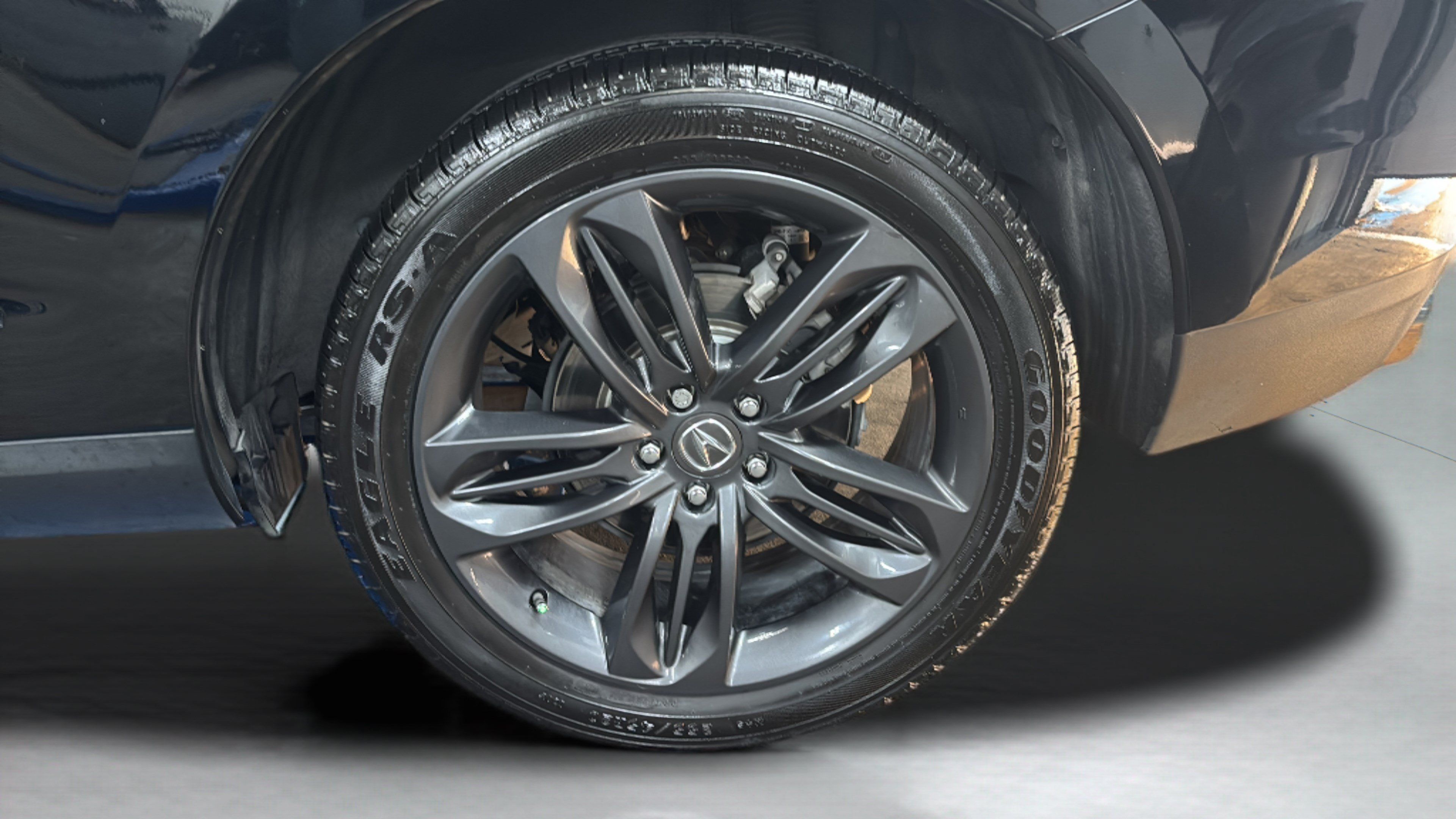 Used 2023 Acura RDX w/ Advance Package FWD image 33