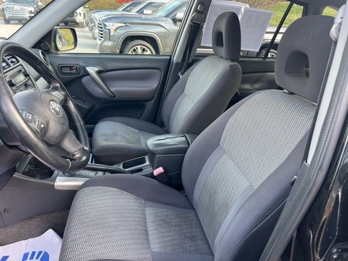 Used 2005 Toyota RAV4 4WD image 27