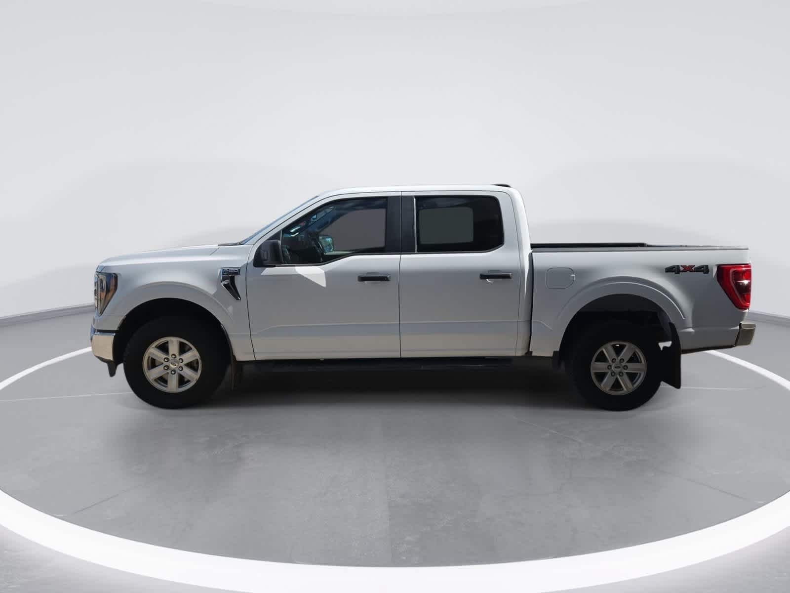 Used 2023 Ford F150 XLT w/ Trailer Tow Package AWD/4WD image 5