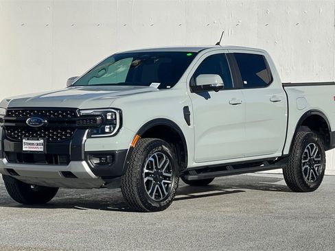 Used 2024 Ford Ranger Lariat w/ FX4 Off-Road Package image 8