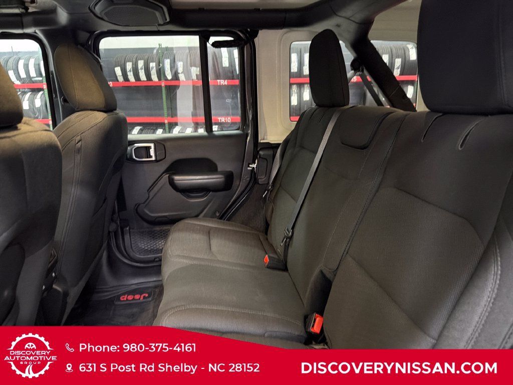 Used 2019 Jeep Wrangler Unlimited Sport S AWD/4WD image 28