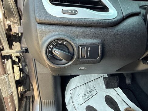 Used 2016 Dodge Dart SXT FWD image 15