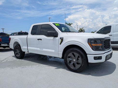 Used 2025 Ford F150 STX w/ Equipment Group 200A RWD image 2