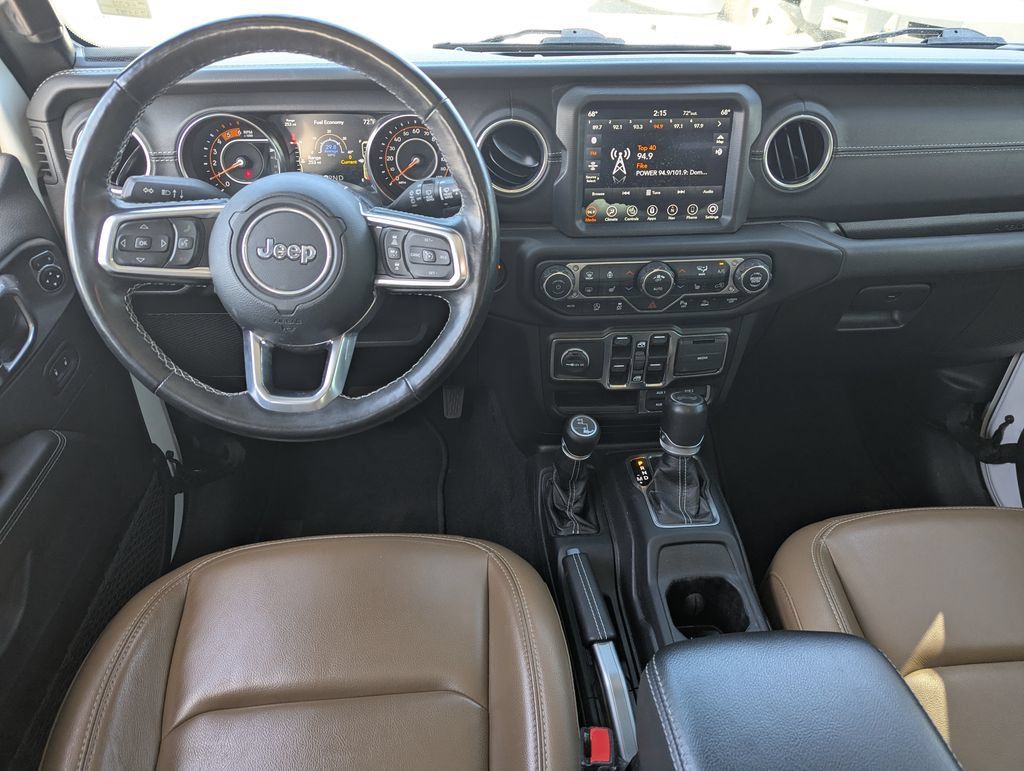 Used 2021 Jeep Wrangler Unlimited Sahara AWD/4WD image 27