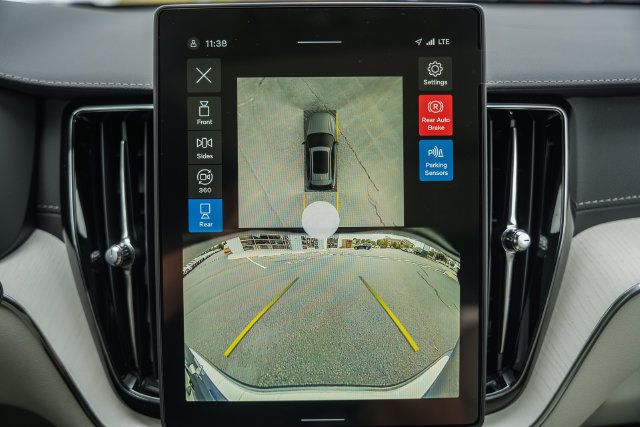 New 2027 Volvo XC60 B5 Ultra AWD/4WD image 43