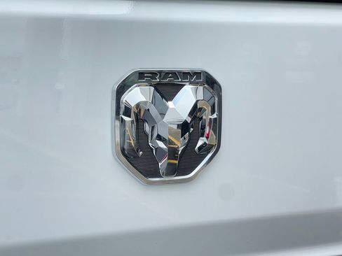 Used 2023 RAM ProMaster 2500 image 34