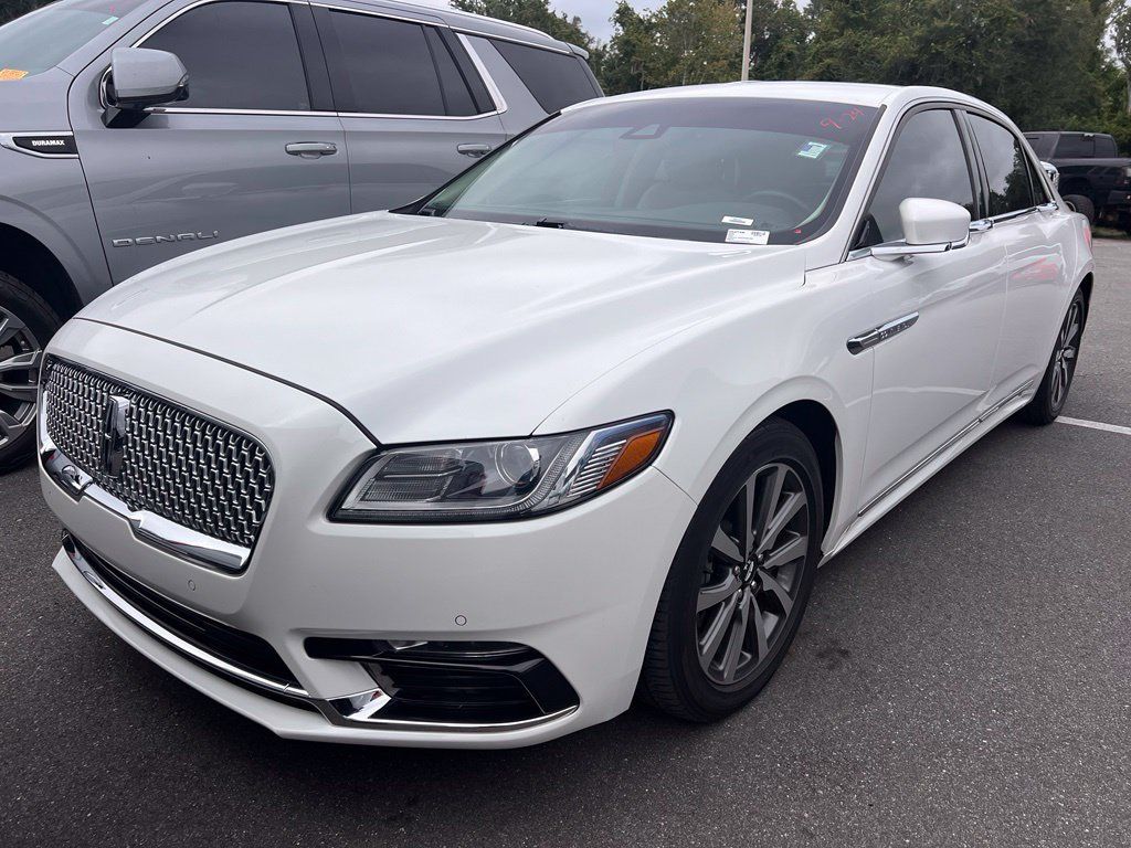 Used 2020 Lincoln Continental AWD image 2