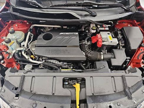 Used 2022 Nissan Rogue SV AWD/4WD image 27