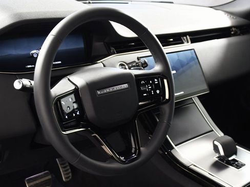 Certified 2025 Land Rover Range Rover Evoque Dynamic SE image 13