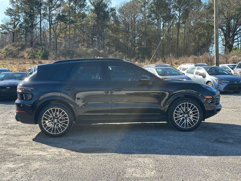 Used 2019 Porsche Cayenne E-Hybrid image 7
