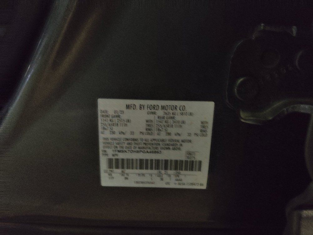 Used 2023 Ford Explorer XLT RWD image 33