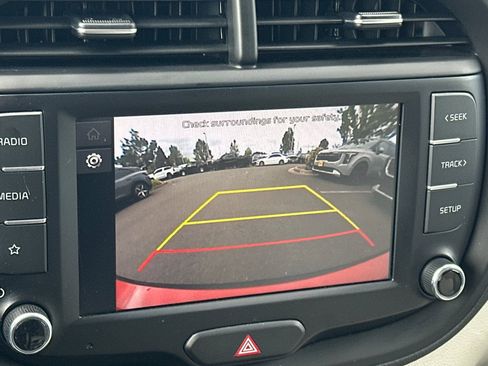 Certified 2023 Kia Soul LX w/ LX Technology Package FWD image 19