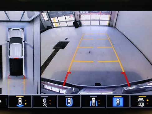 Certified 2023 GMC Sierra 3500 Denali w/ Denali Ultimate Package image 23