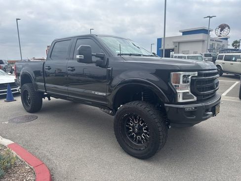Used 2022 Ford F250 Platinum w/ Tremor Off-Road Package AWD/4WD image 1