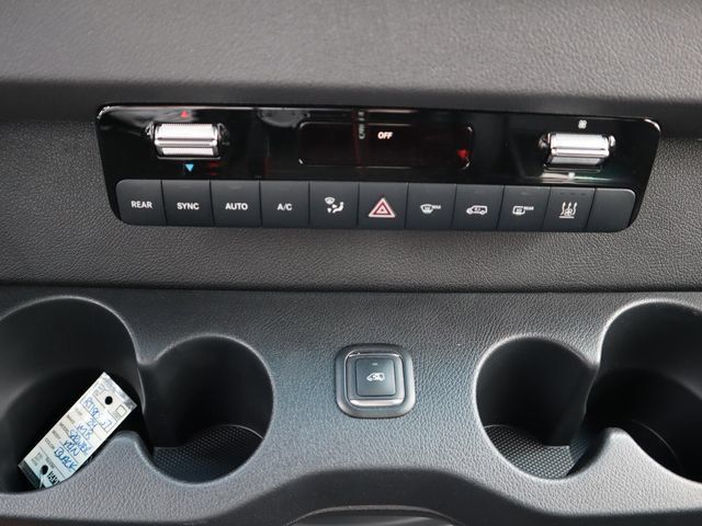 Used 2024 Mercedes-Benz Sprinter 2500 image 9