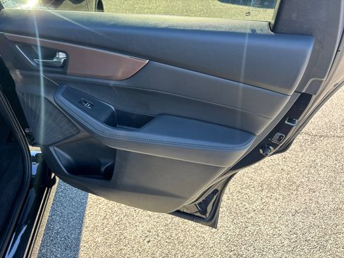 Used 2022 Acura MDX SH-AWD image 16